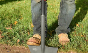 Garden-Edger-panorama-9214f4745a3da83293dc3da2d4961fee-