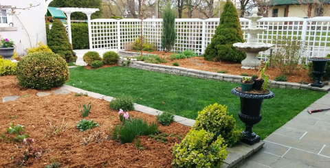 Mulch-Installation-013
